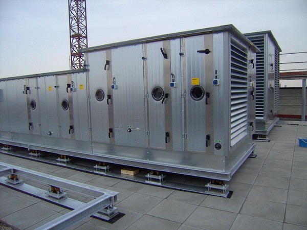 Centrale wentylacyjne HVAC montowane na wibroizolatorach blokowych i spreżynowych Getzner